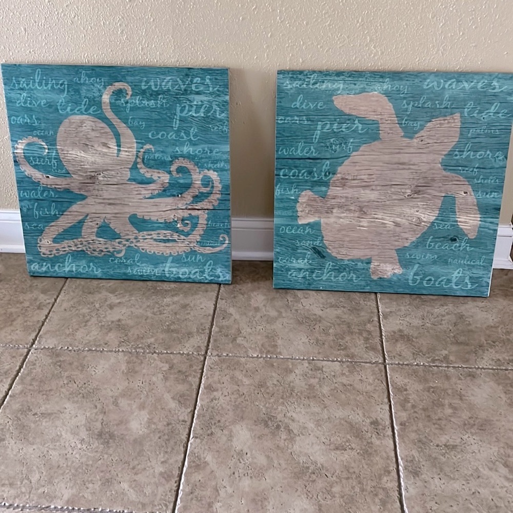 Wooden wall art octopus and turtle